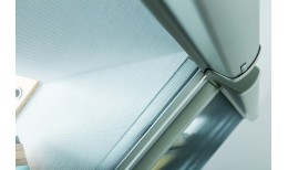 Москитная сетка AMS для мансардных окон FAKRO