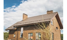 Угол желоба внутренний Grand Line 135 гр 125 мм RAL 8017 шоколад