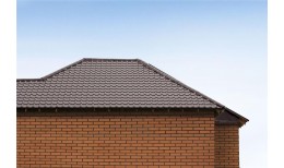 Металлочерепица камея 0,5 Rooftop Бархат RAL 8017 шоколад