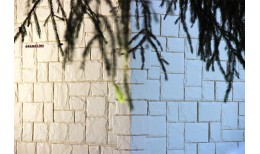 Фасадная панель Grand Line Крупный камень Стандарт молочная