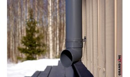 Хомут трубы металлический на камень GL ПВХ графит (RAL 7024)