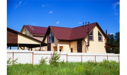 Металлочерепица камея 0,5 Satin Matt RAL 3005 красное вино