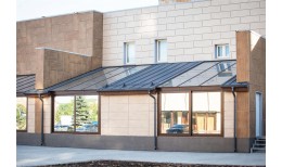 Фальц двойной стоячий Grand Line 0,7 PE с пленкой на замках RAL 7024 мокрый асфальт