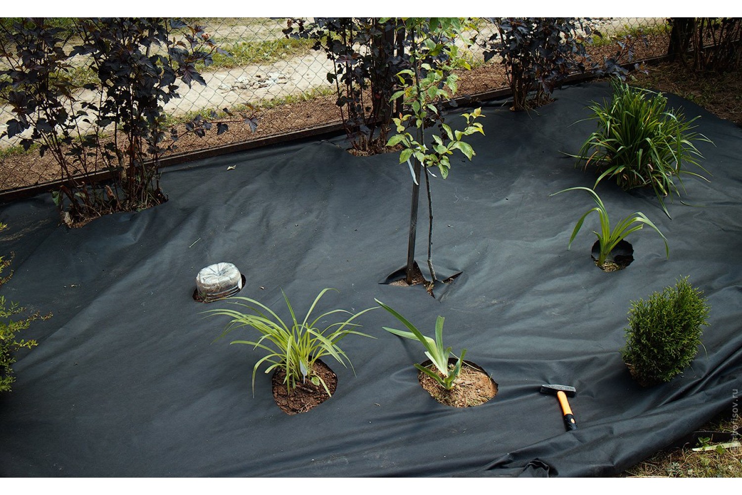Применение геотекстиля в ландшафтном дизайне и садоводстве