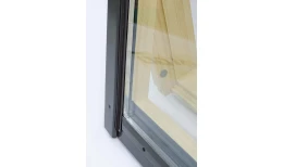 Деревянное мансардное окно FTP (СH)