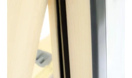 Деревянное мансардное окно FTP (СH)